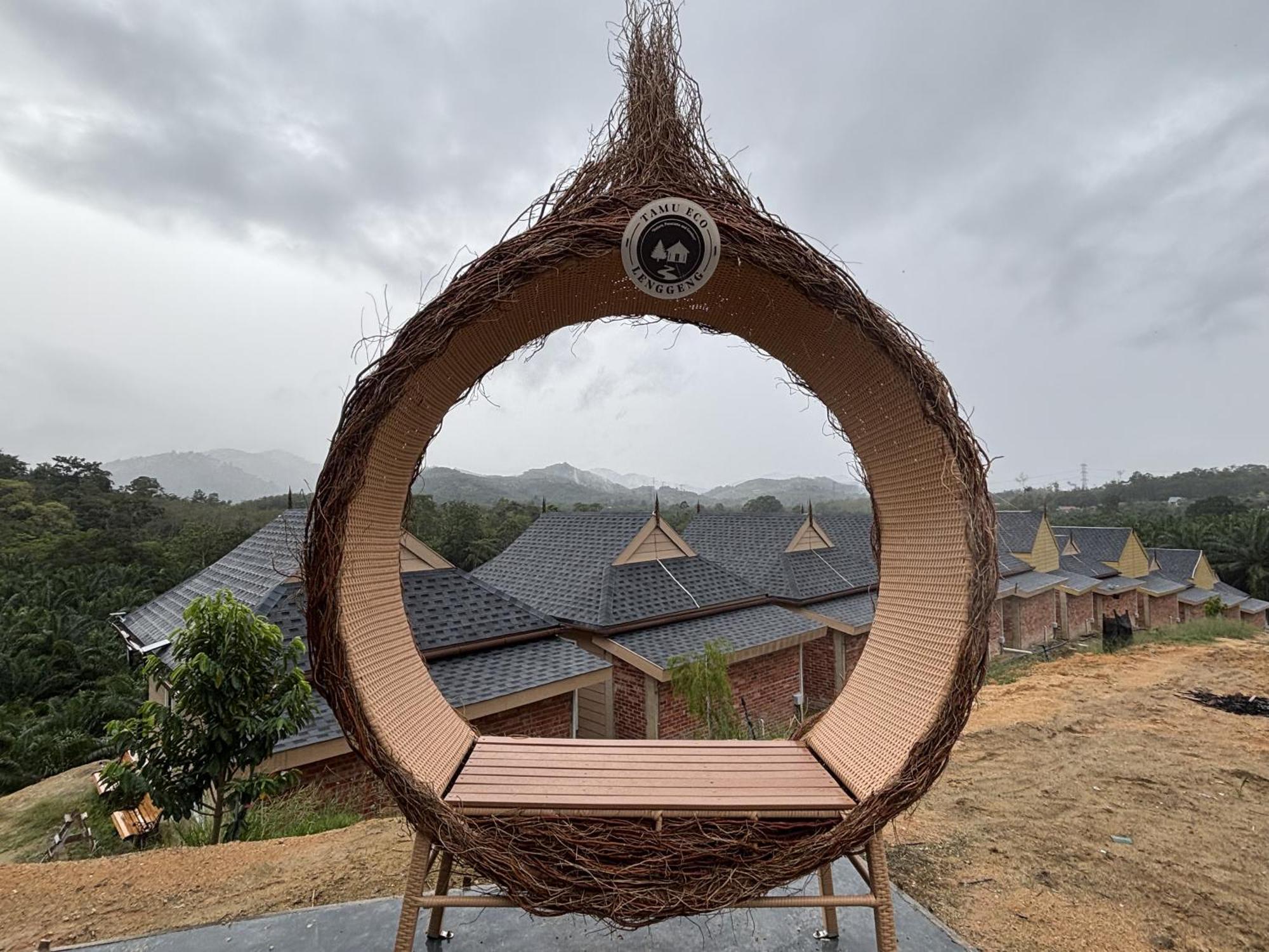 Hotel Tamu Eco Lenggeng Exterior foto